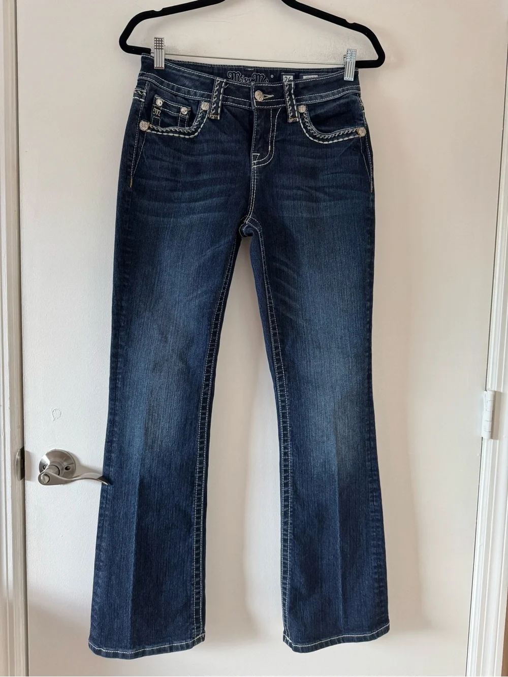 Miss Me mid-rise curvy boot Jeans Size 26 × 30 Bootcut Flare - Picture 2 of 16
